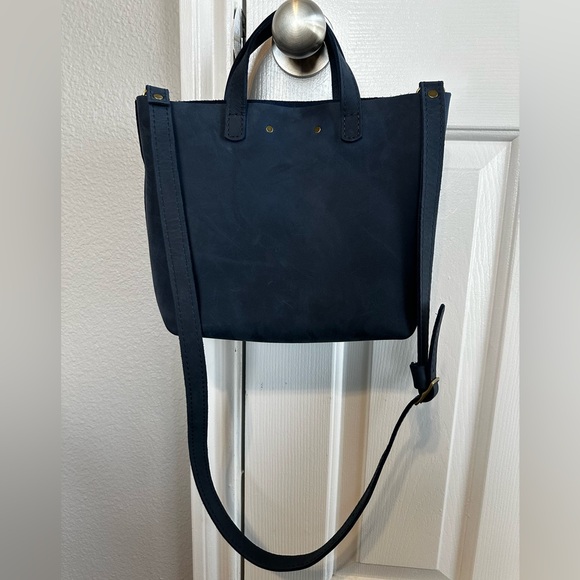 PORTLAND LEATHER crossbody bag - Picture 3 of 7